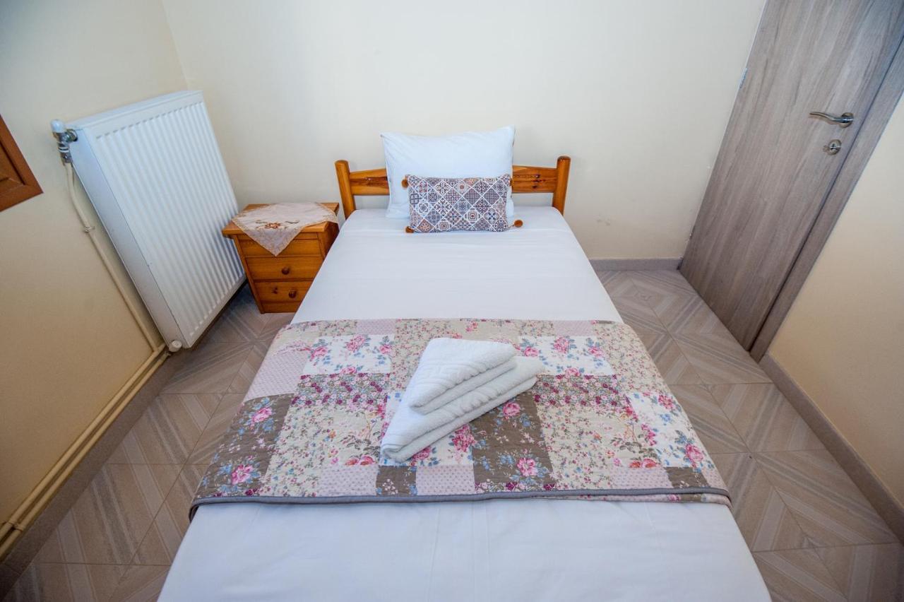 Anna-Maria House Villa Fokata Buitenkant foto